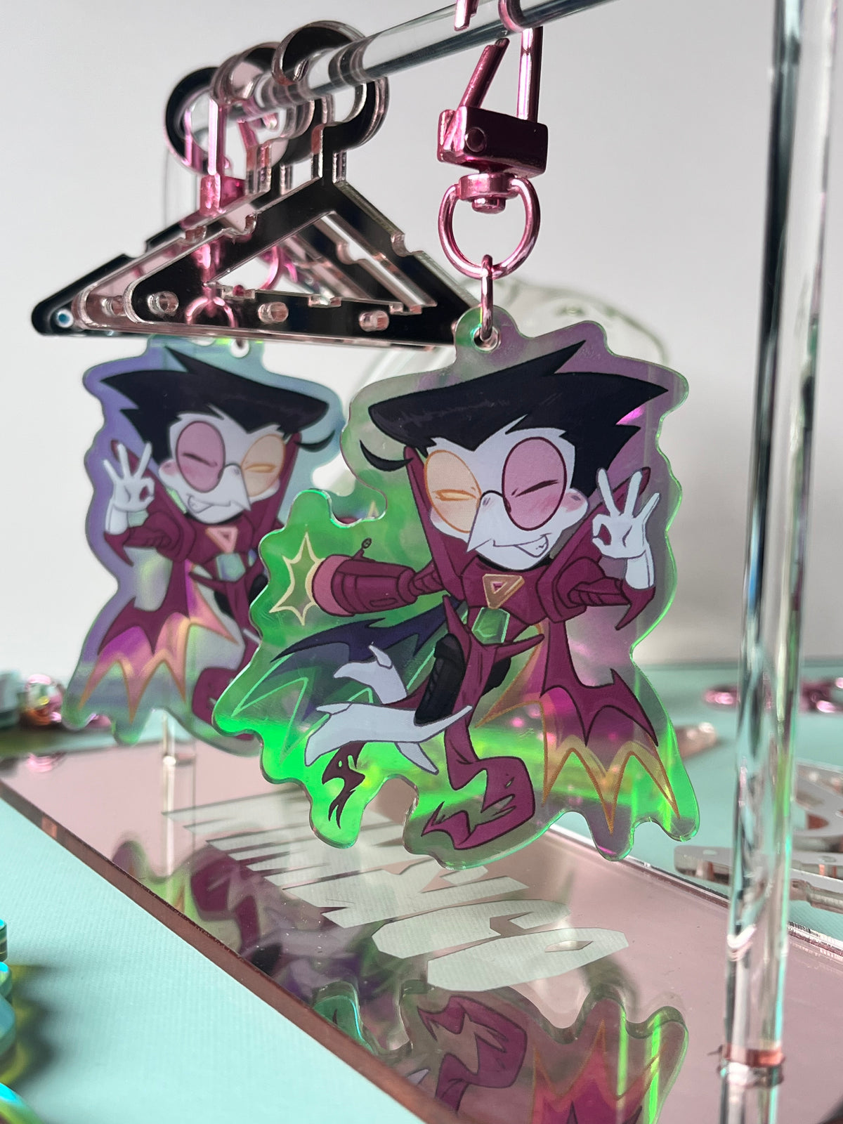 SNEO HOLO KEYCHAIN
